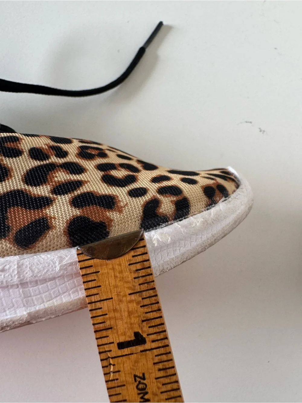 Amazon Athletic Works Black Tan Leopard Print Lace-Up Sneakers Size 9 - Picture 9 of 9